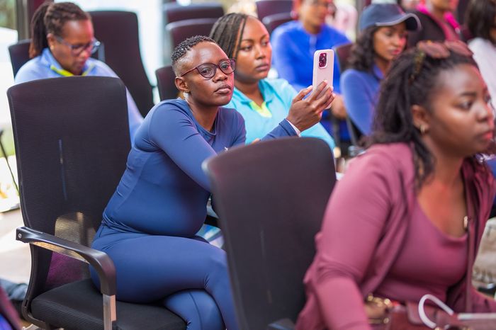 Coaching and gathering moments
